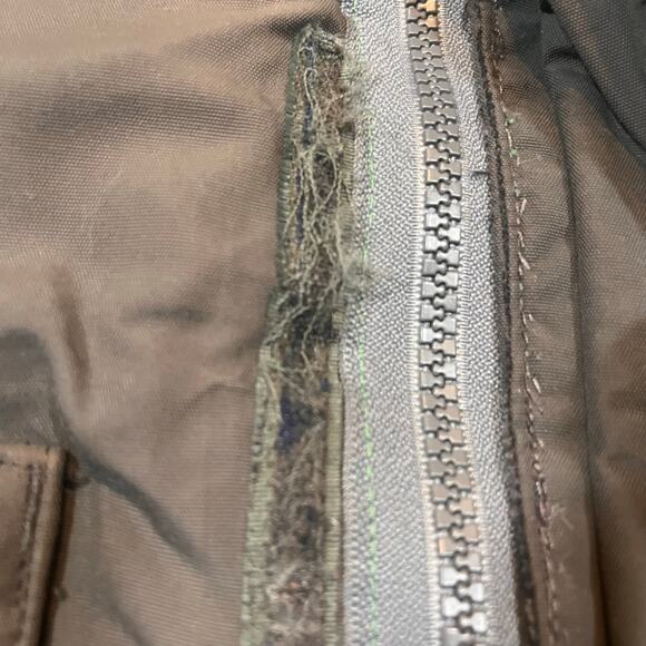 The North Face Men’s Large McMurdo Parka Gray Insulated Down Hooded Winter Coat - Picture 7 of 10